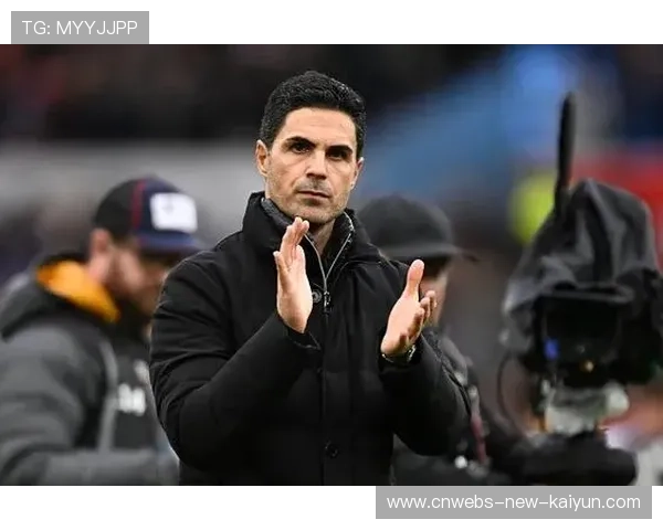 曾获世界杯冠军的阿森纳名宿将亮相中英青训交流会！他的传奇足迹令人期待！