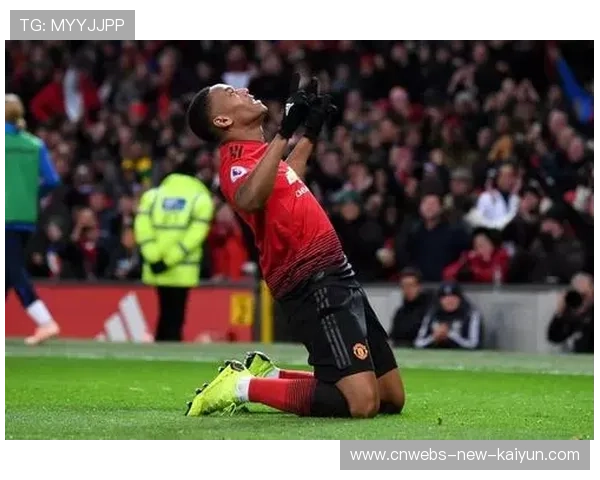 曼联马夏尔脚下技术柔和