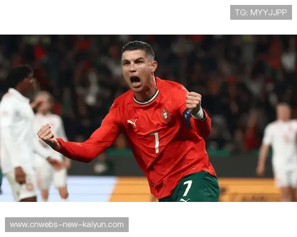 纽卡斯尔追C罗式高点支撑：打造霸气后防的秘密武器